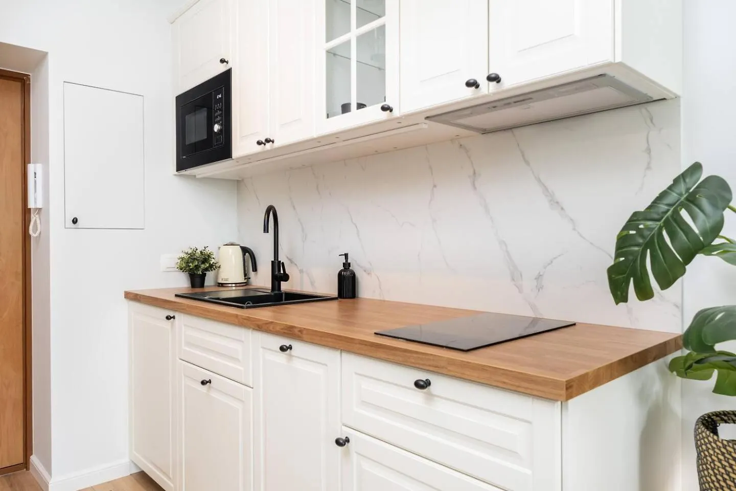 White Tulip Studio Muranow - Metro Center Warschau Apartment